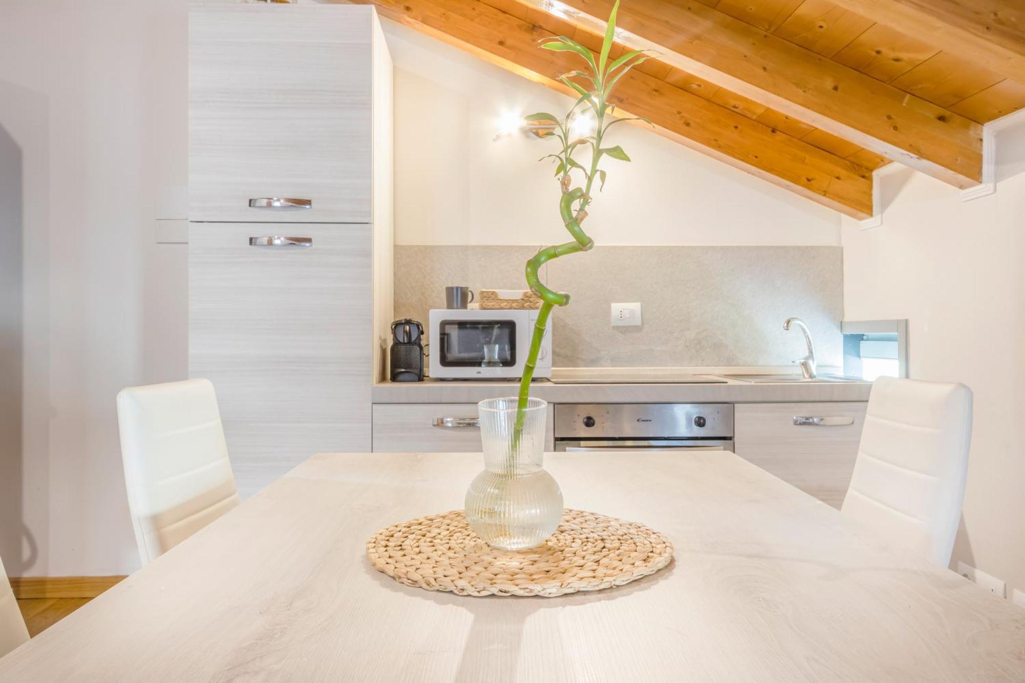 Stazione 200M - Wifi - Aria Condizionata - Smart Tv Apartment Парма Екстериор снимка